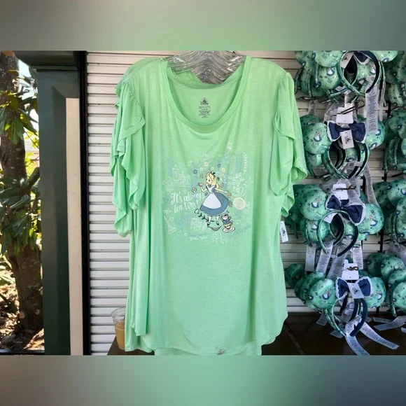 Disney Alice in Wonderland T-Shirt - Picture 2 of 5